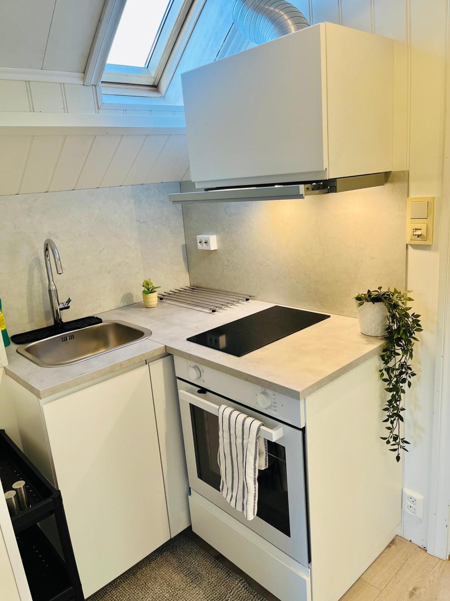 A Beautiful 3-Bedroom Apartment With Stunning Views And Free Parking Bergen Exterior photo